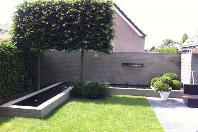 moderne design tuin met waterelement